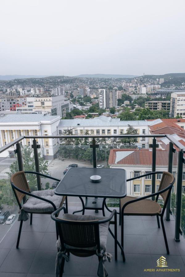 Ameri Apartments Τυφλίδα Δωμάτιο φωτογραφία