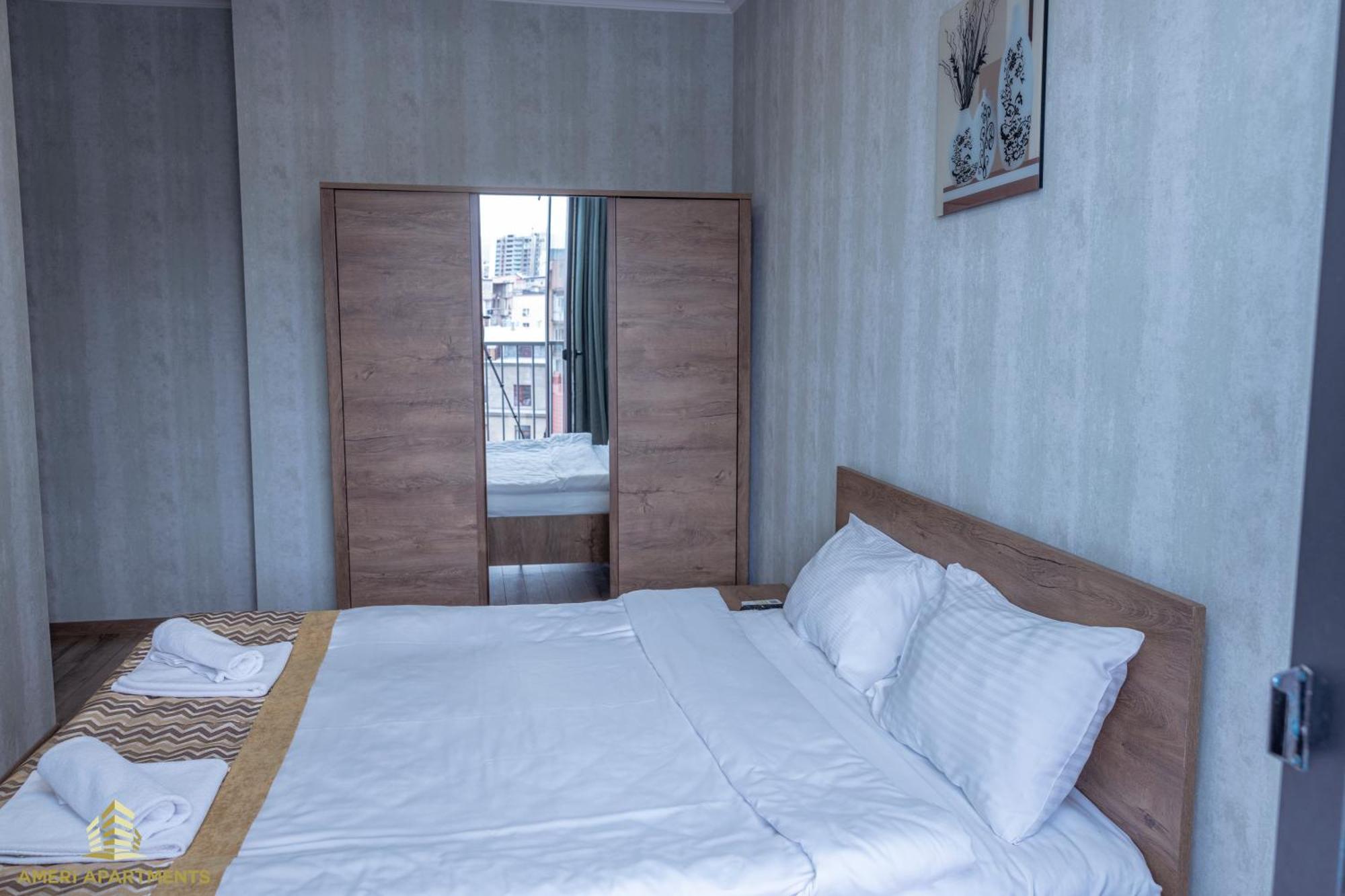 Ameri Apartments Τυφλίδα Δωμάτιο φωτογραφία