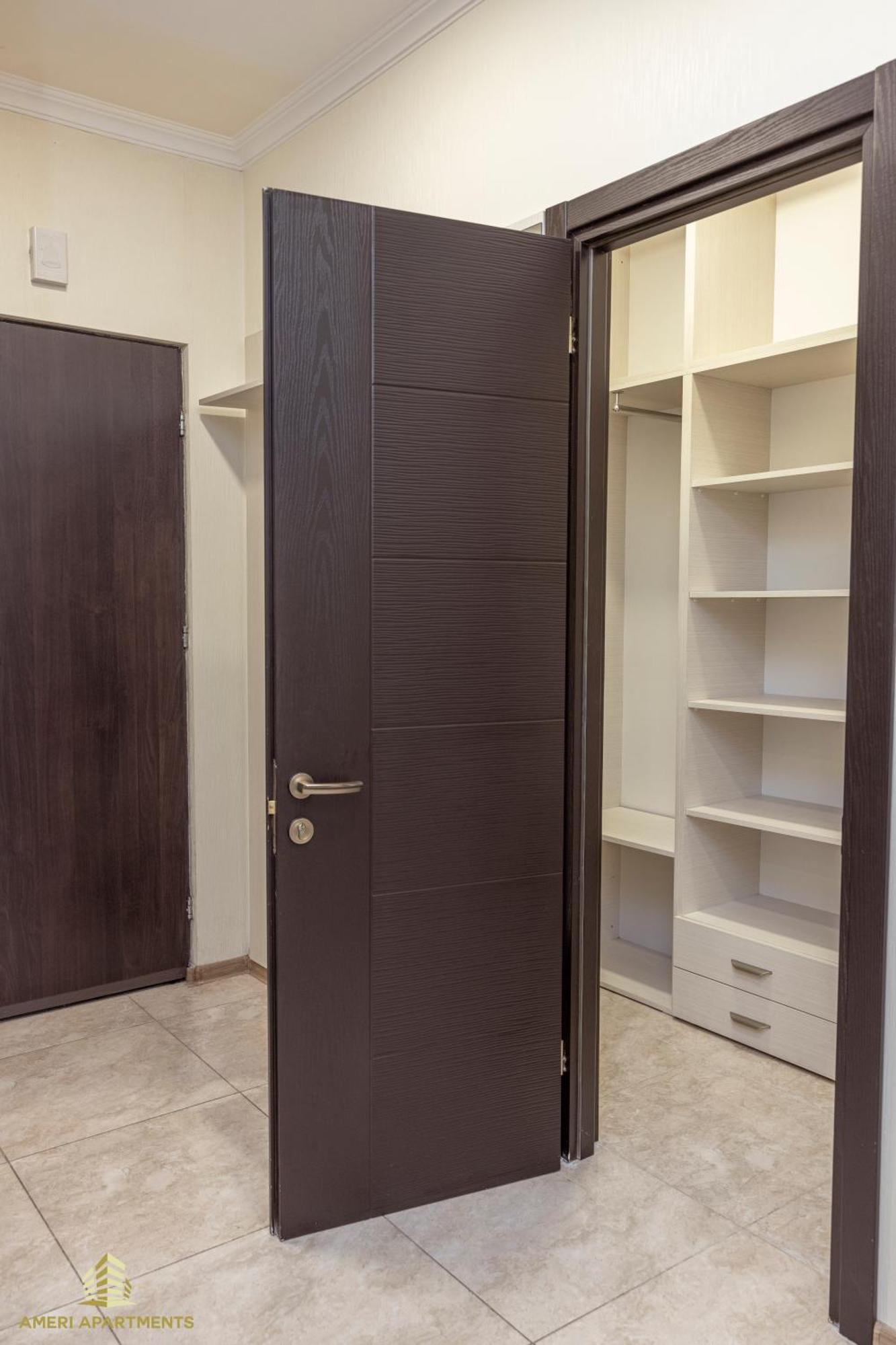 Ameri Apartments Τυφλίδα Δωμάτιο φωτογραφία